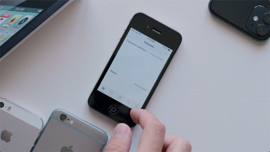 iphone-4s-w-2024-roku